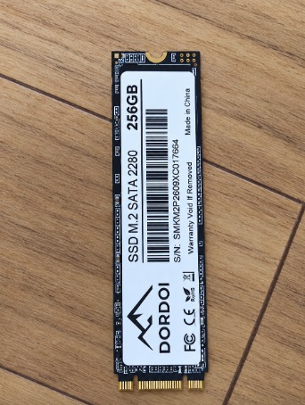 Bugatek 256 GB M.2 SATA